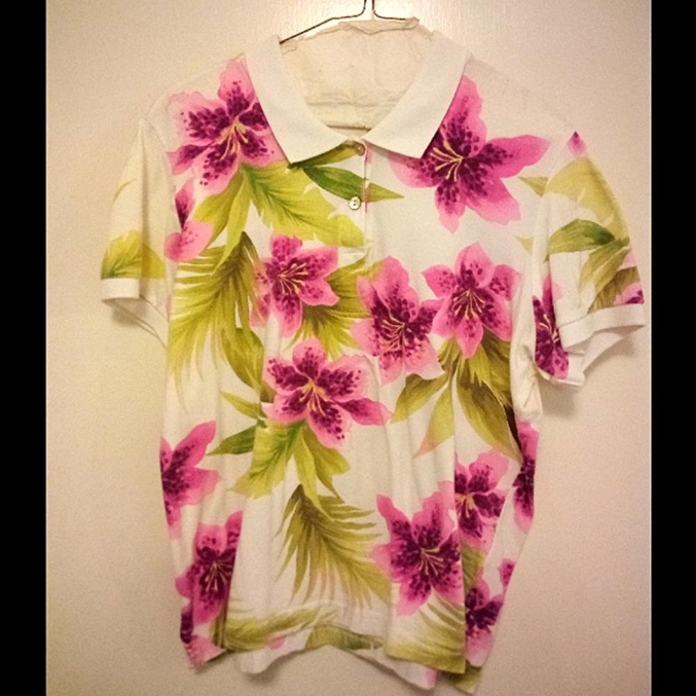 Tiger Lily Floral Polo Shirt w/ Iridescent buttons, Short Sleeve